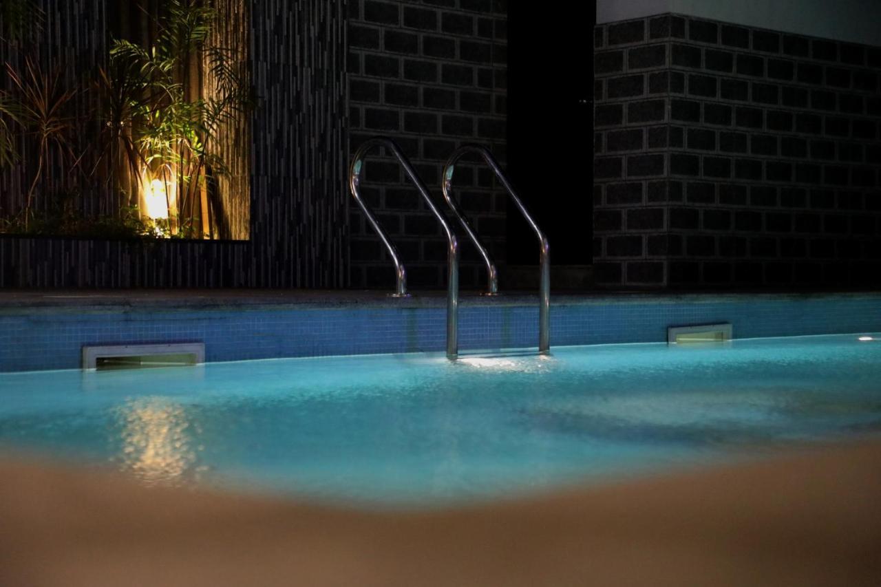 Jai Wings Hotel ปอนดิเชอรี ภายนอก รูปภาพ