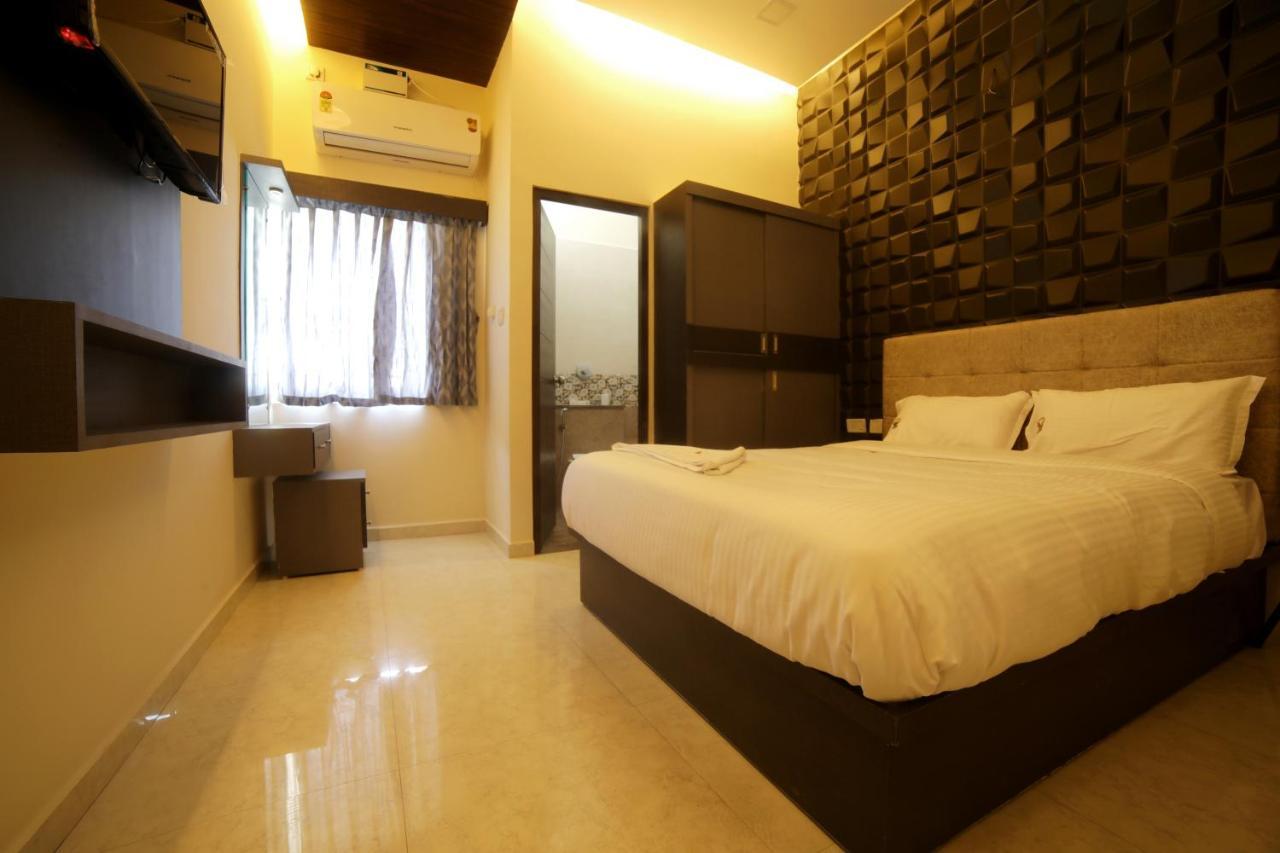 Jai Wings Hotel ปอนดิเชอรี ภายนอก รูปภาพ